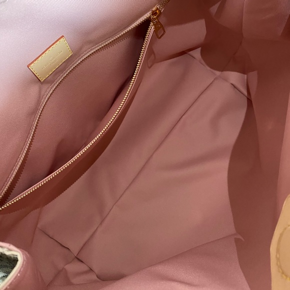 ❌SOLD❌🌸 Louis Vuitton DA Graceful MM 🌸 - Picture 3 of 8